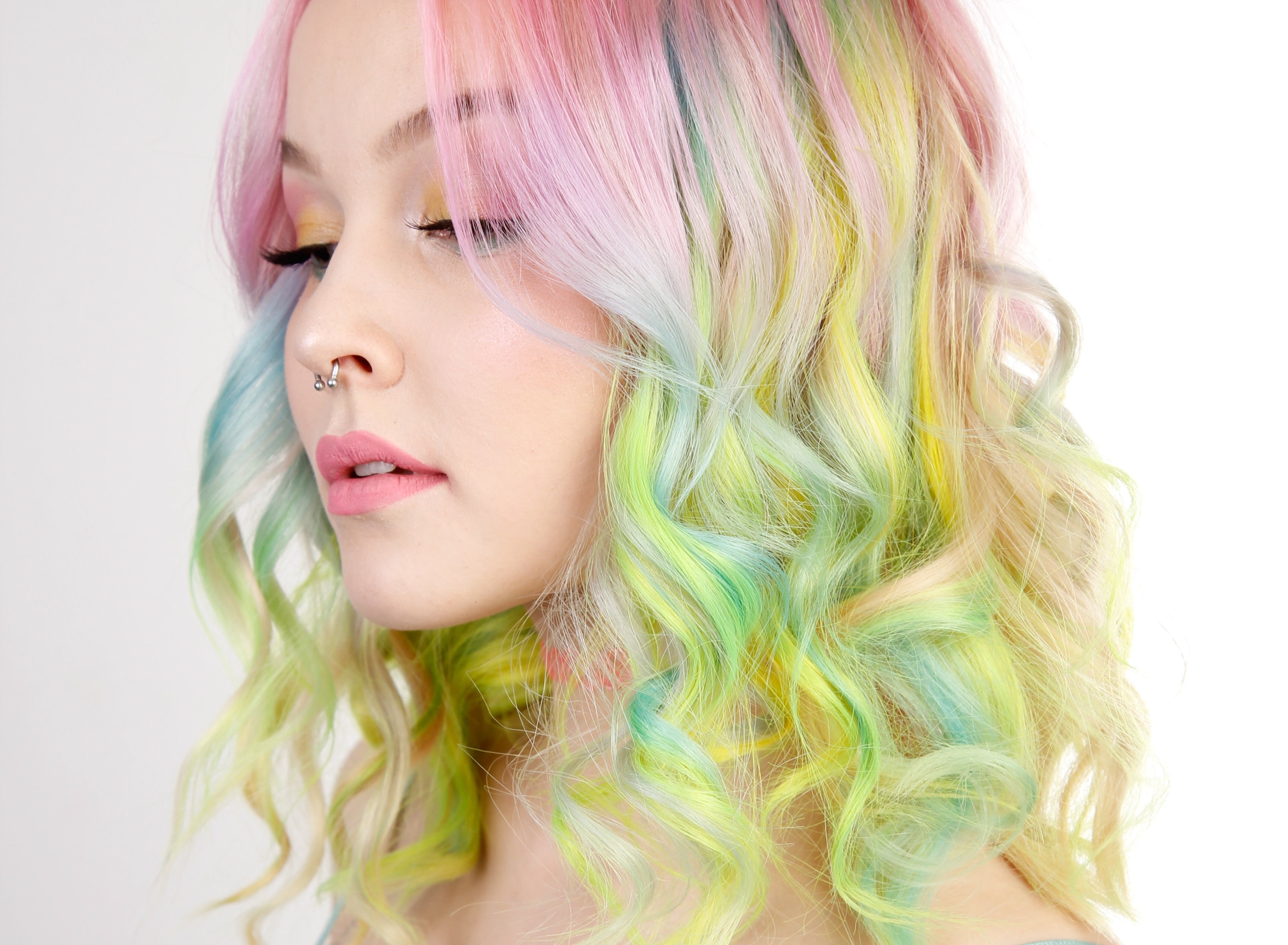 Hermans-Amazing-blanche-toner-pastel-hair-look